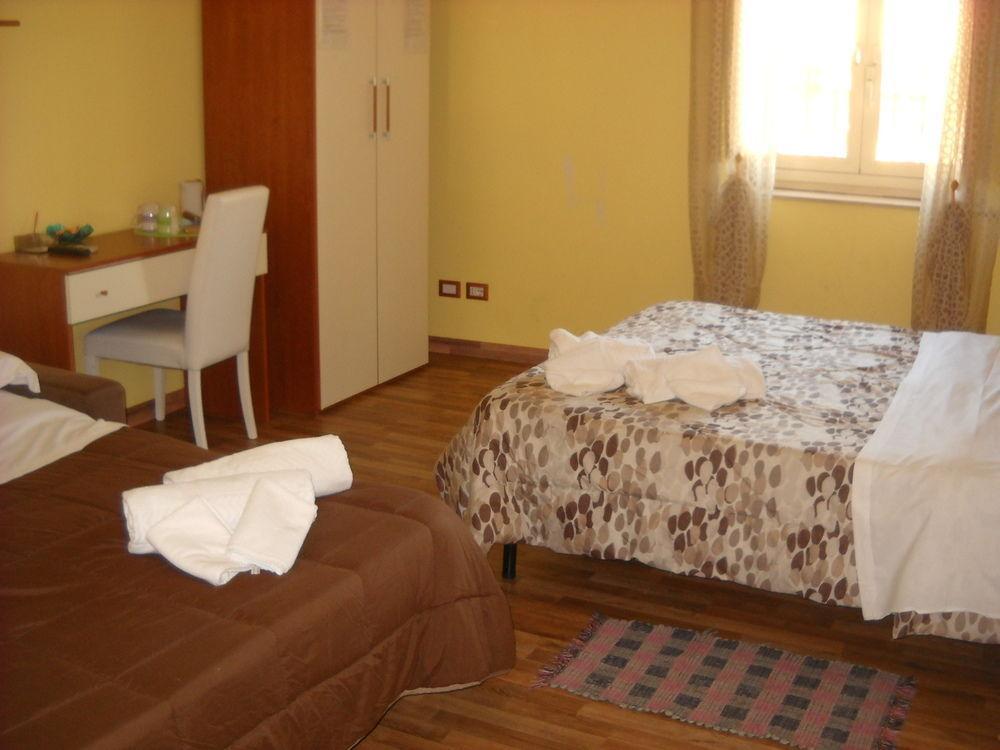 Rome'S Best Holidays Guest House エクステリア 写真